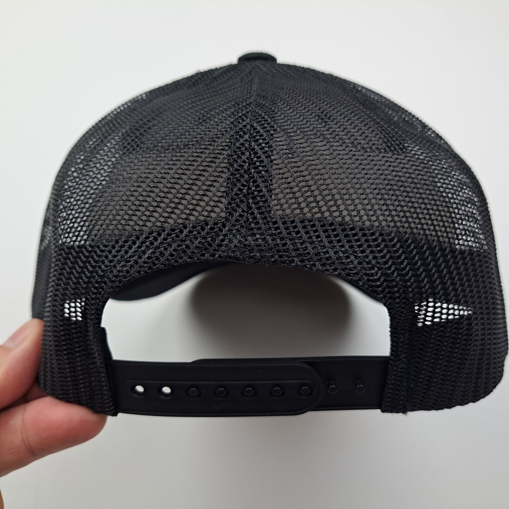 Toyota Embroidered Patch Curved Bill Trucker Mesh Snapback Hat Cap Black - Picture 4 of 4
